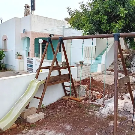 Biagio 1945 - Doppio Terrazzo Panoramico Vista Mare Immersa Nella Natura Con Parco Giochi Alessano